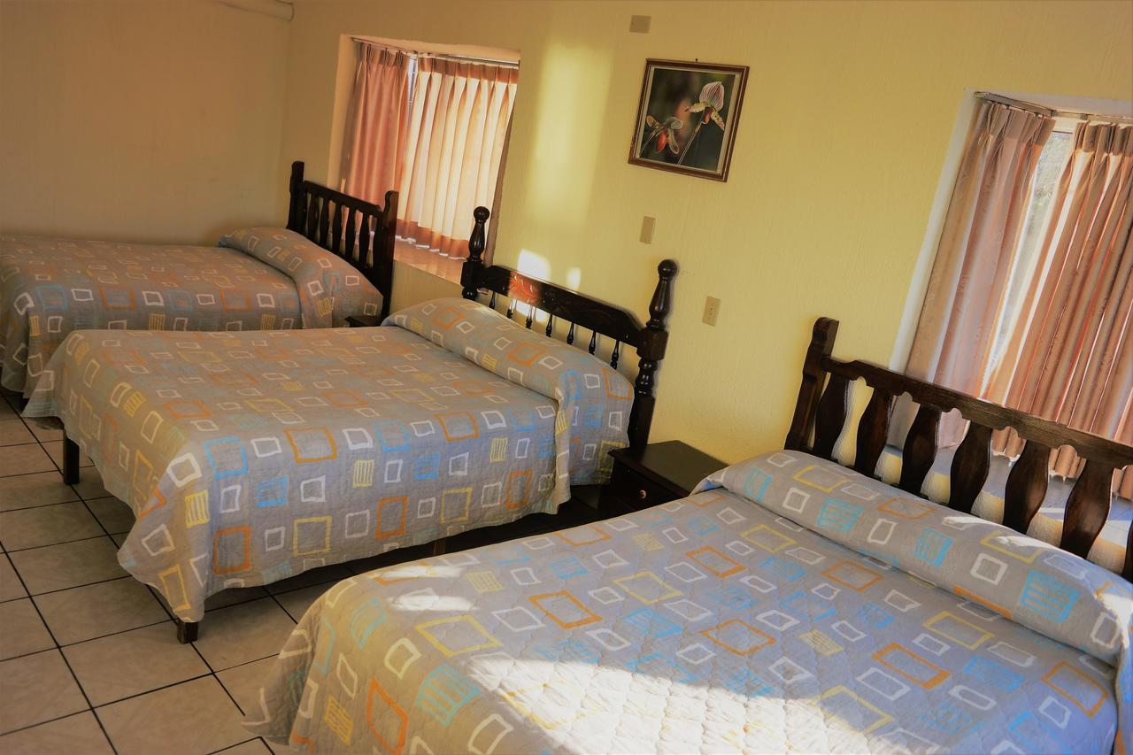 Hotel Pekin La Paz Kültér fotó
